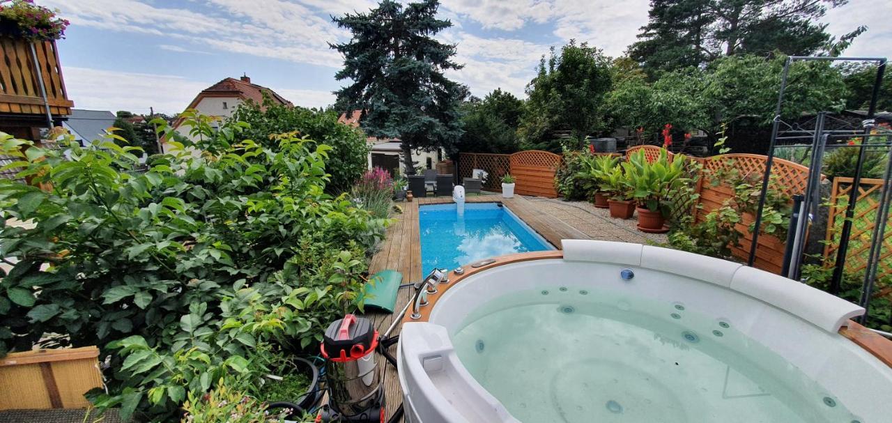 Ferienwohnung Moritzburg mit Pool Exterior foto
